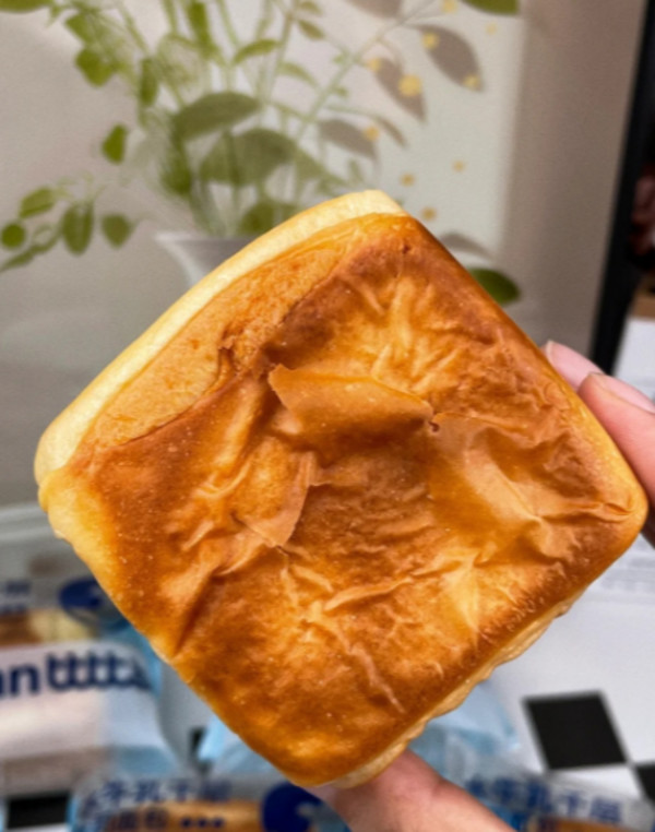 比比赞水牛乳千层魔方吐司手撕面包整箱早餐充饥健康零食小吃休闲 图片 5