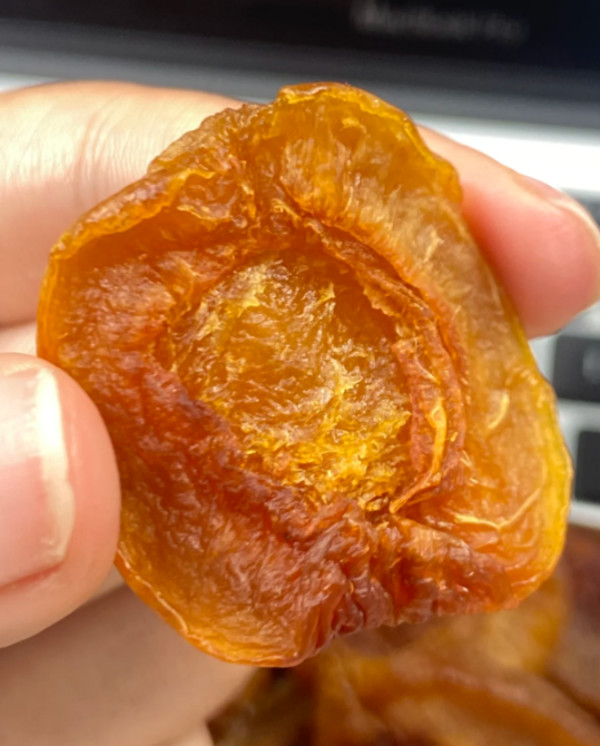 小小的我新疆无核酸杏干农科院杏肉杏脯天然无添加蔗糖非果脯蜜饯 图片 5