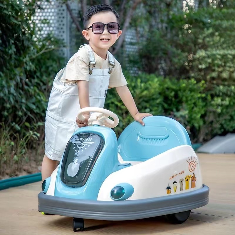 新款儿童电动碰碰车瓦力车1-5岁男女孩可坐遥控双驱玩具汽车