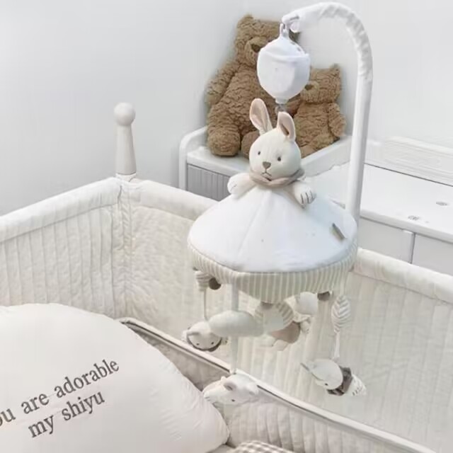 贝易BEIE婴儿玩具悬挂床铃新生儿礼物床头布艺兔子玩偶婴儿床摇铃