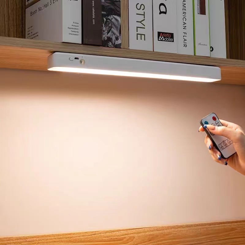 創意遙控款LED酷斃燈充電插電兩用三色溫可調節學習台燈